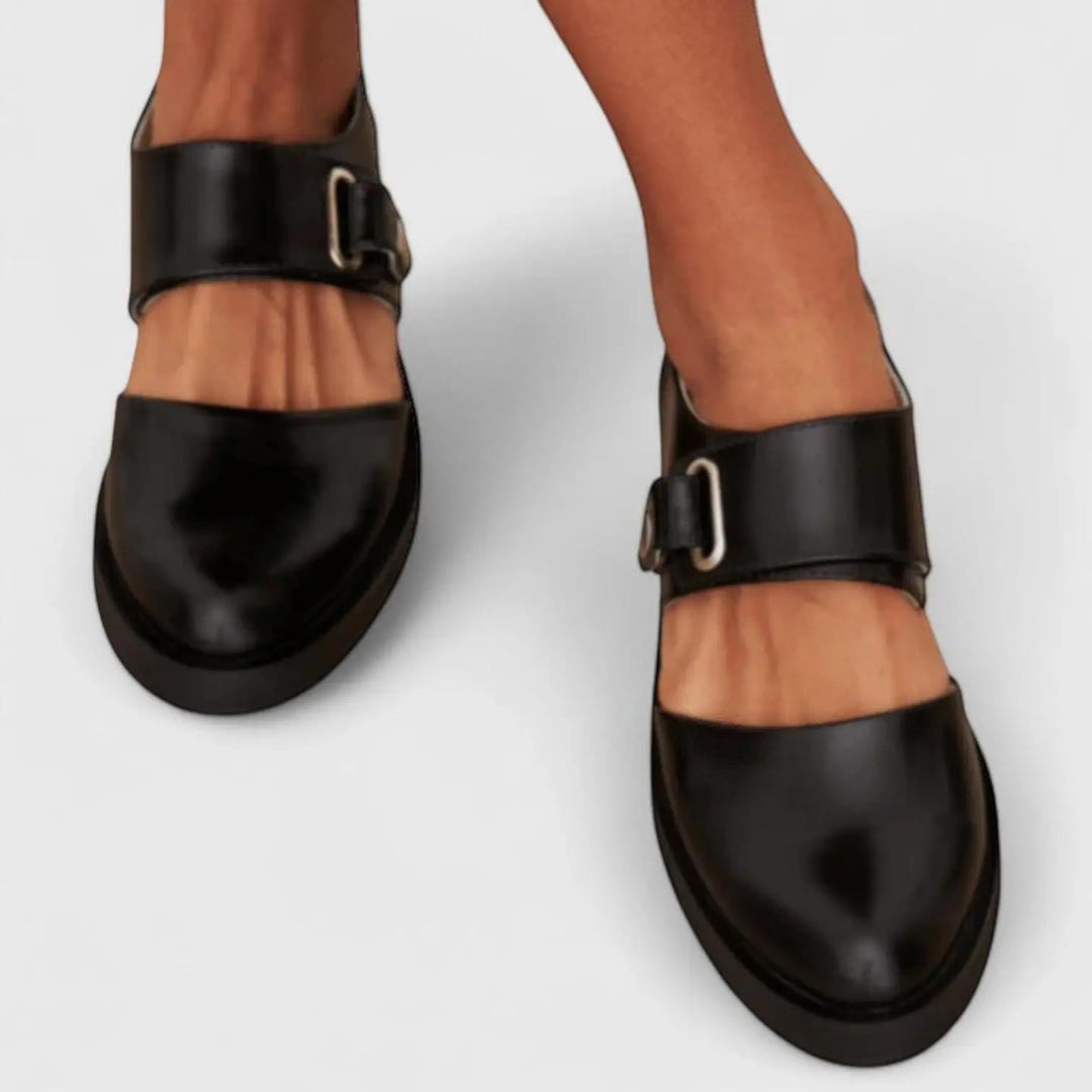 Buckle Strap Mary Jane Flats with buckle, cushioned | Lunova