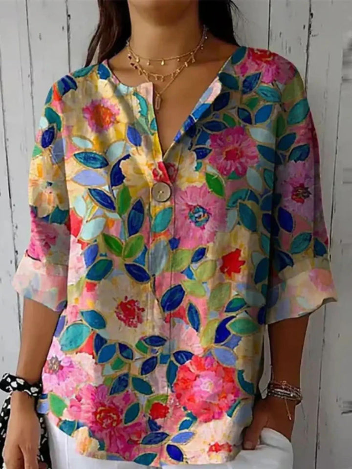 Woman wearing Floral Print Blouse with relaxed — view 5 | Lunova