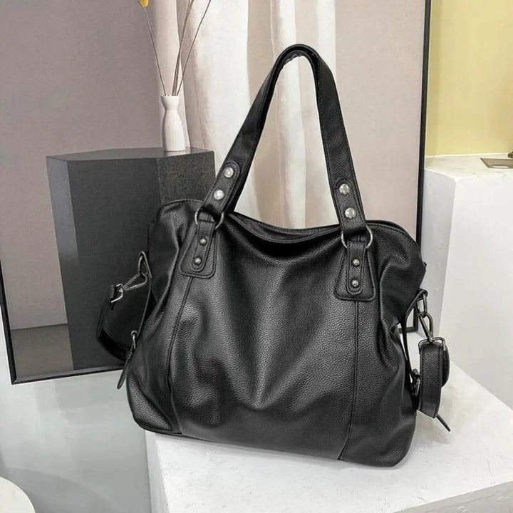 Black Hobo Bag | Lunova