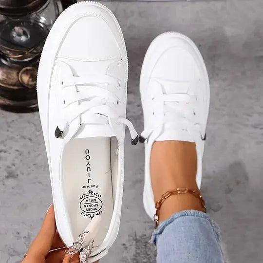 White Platform Lace-Up Trainers with lace, platform | Lunova