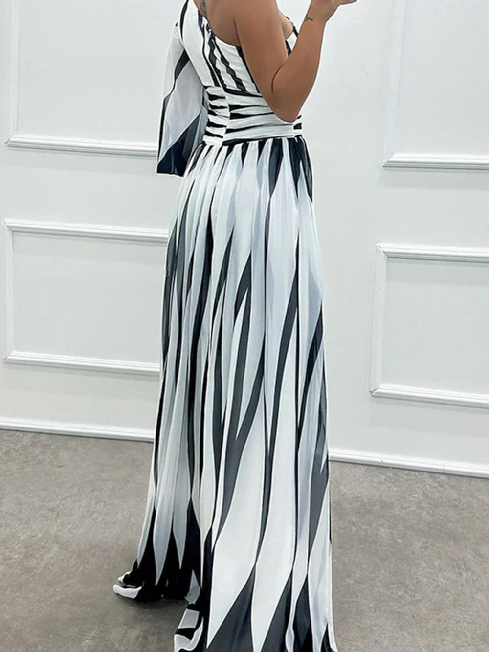 Woman wearing Striped Slit Maxi Dress with relaxed — view 2 | Lunova